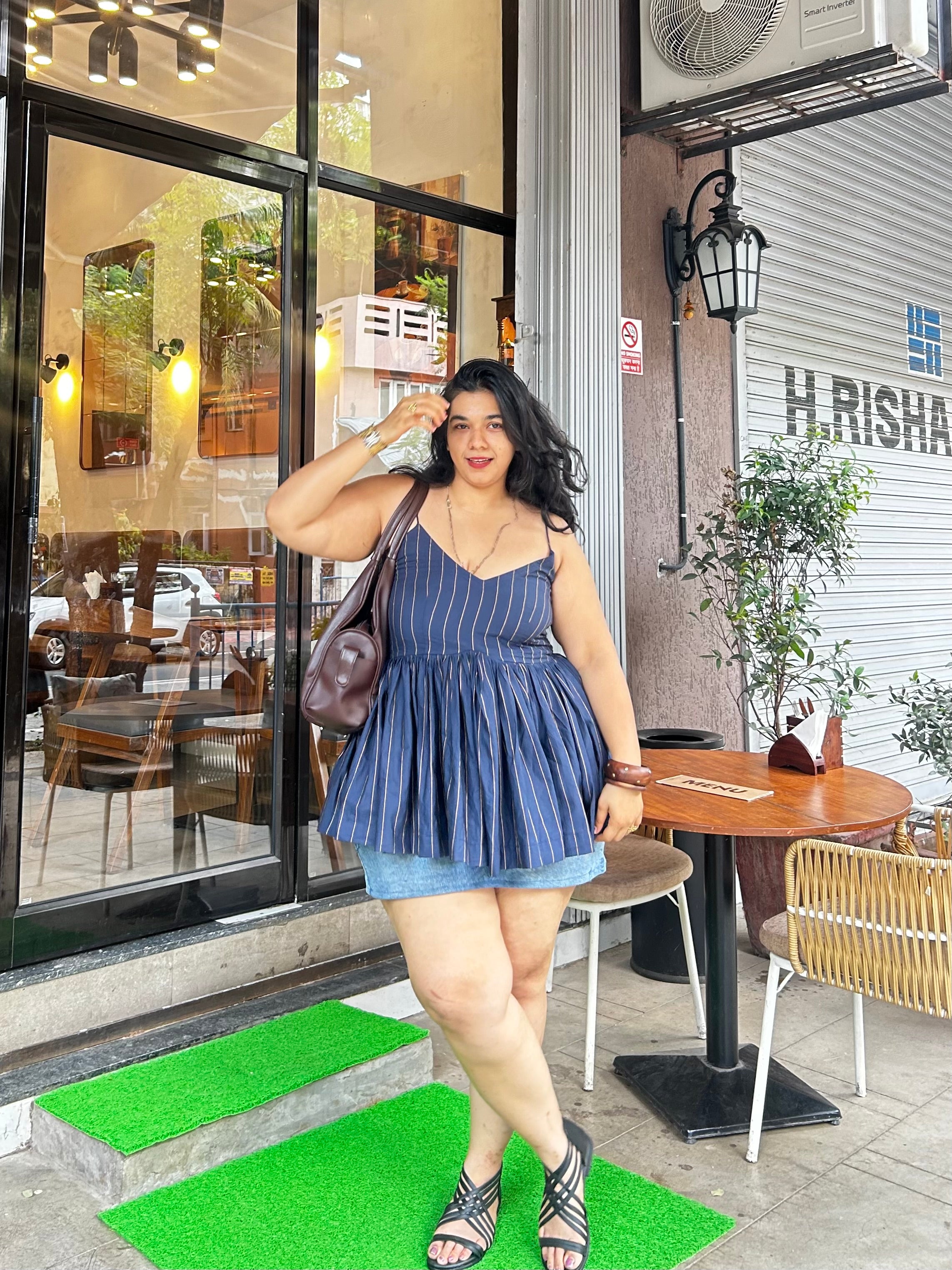 Naira Top